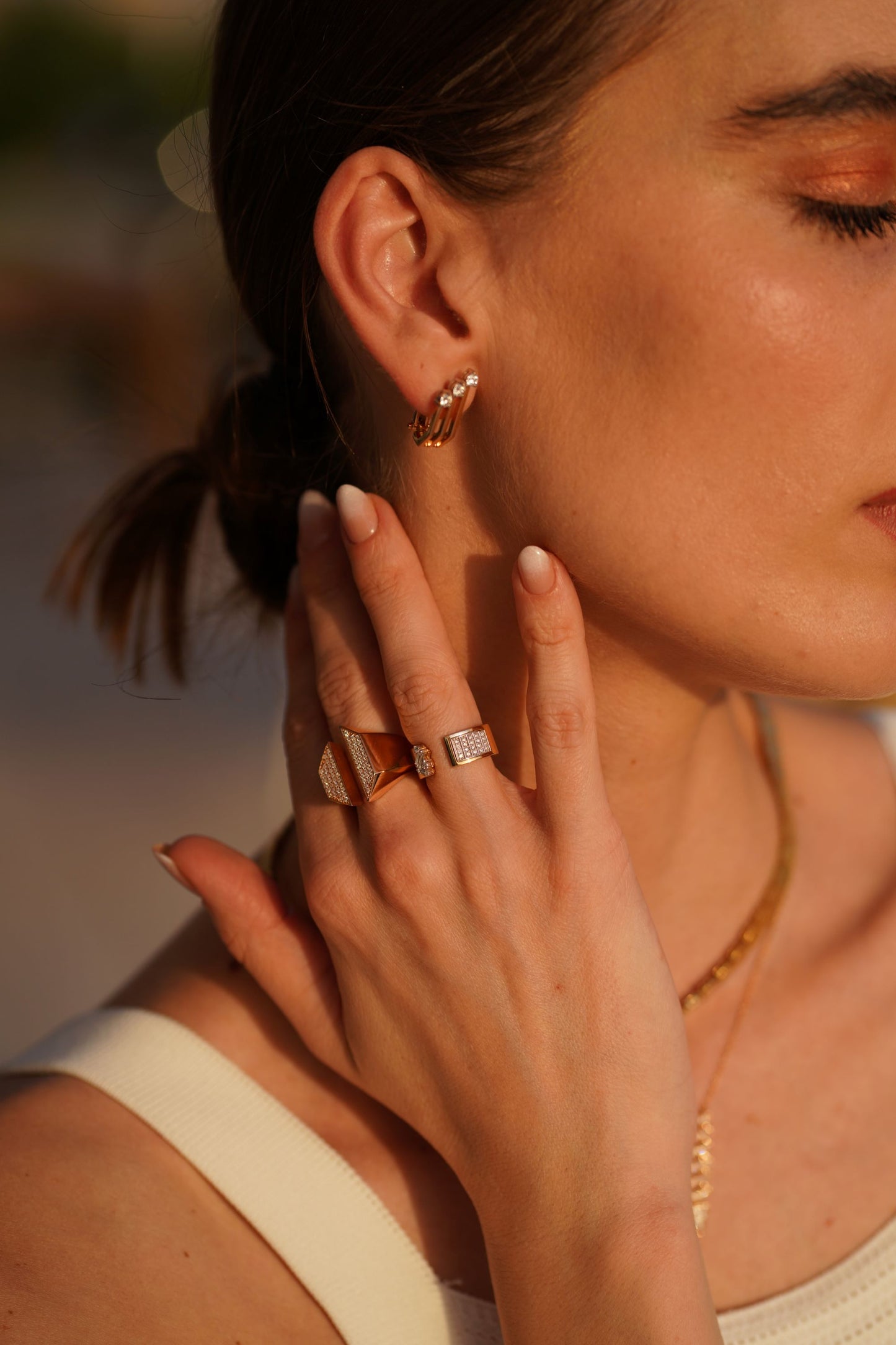 Asymmetrical Ring